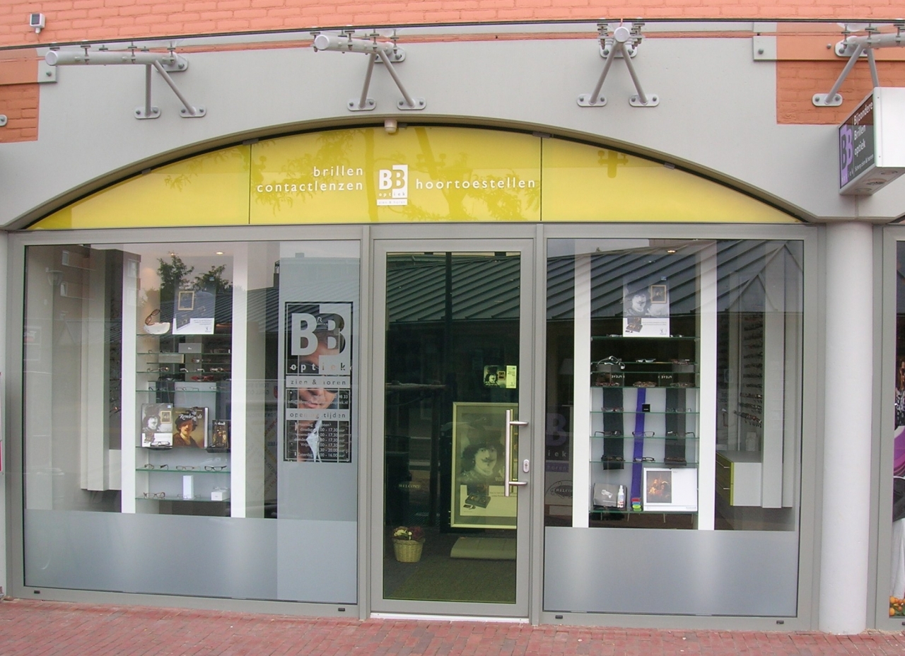 BB Optiek, Zien en horen